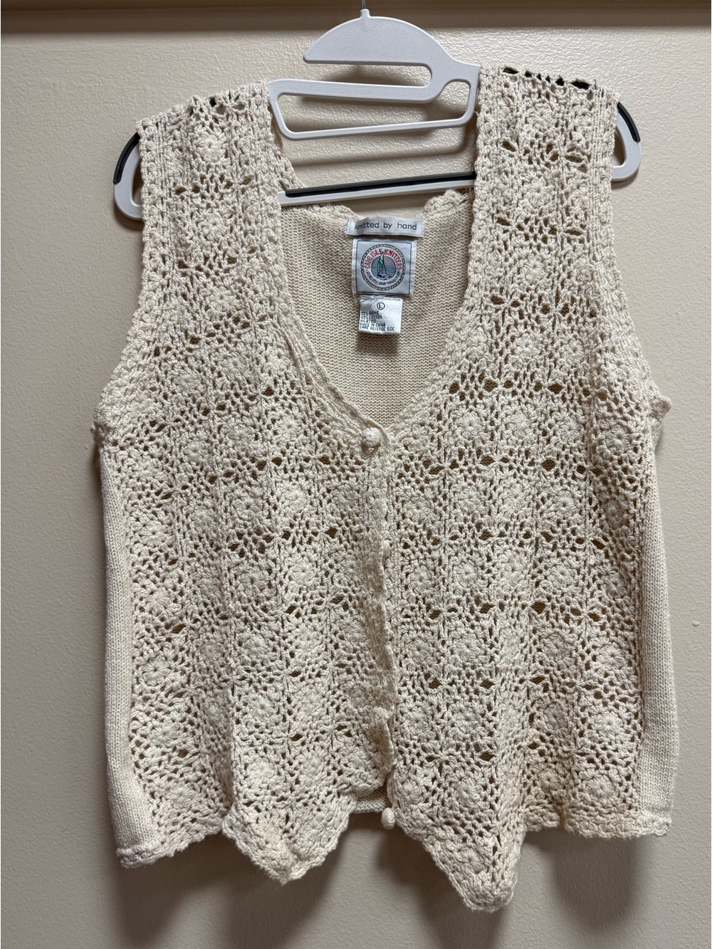 Cape Isle Knitters Hand Knit Crochet Floral Vest Large Cream Cottagecore Boho